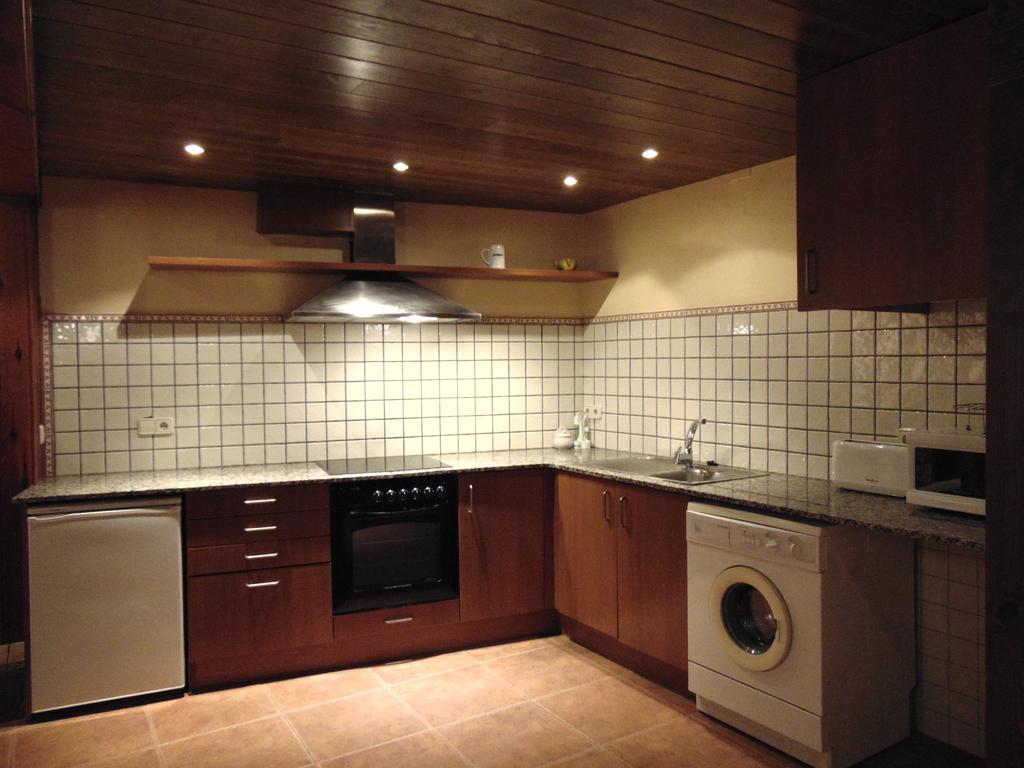 Apartaments Piteus Casa Dionis Сан Лоренцо де Морунис Стая снимка