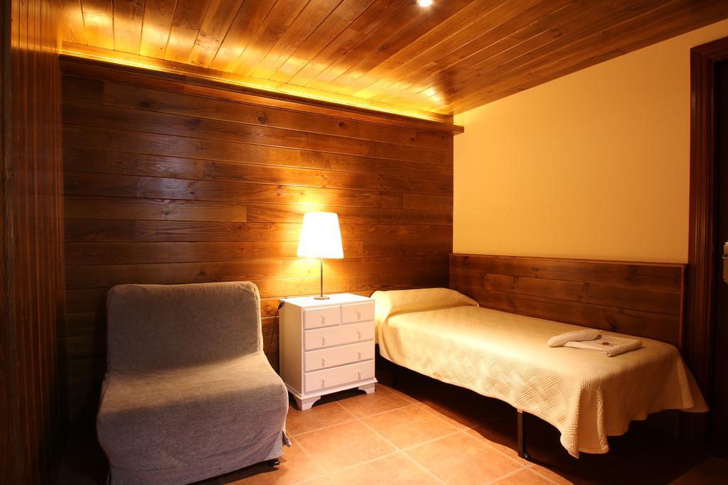 Apartaments Piteus Casa Dionis Сан Лоренцо де Морунис Екстериор снимка